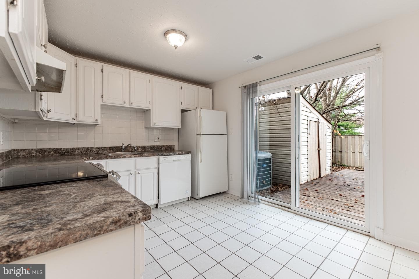 1183 Autumnhaze Court photo 8