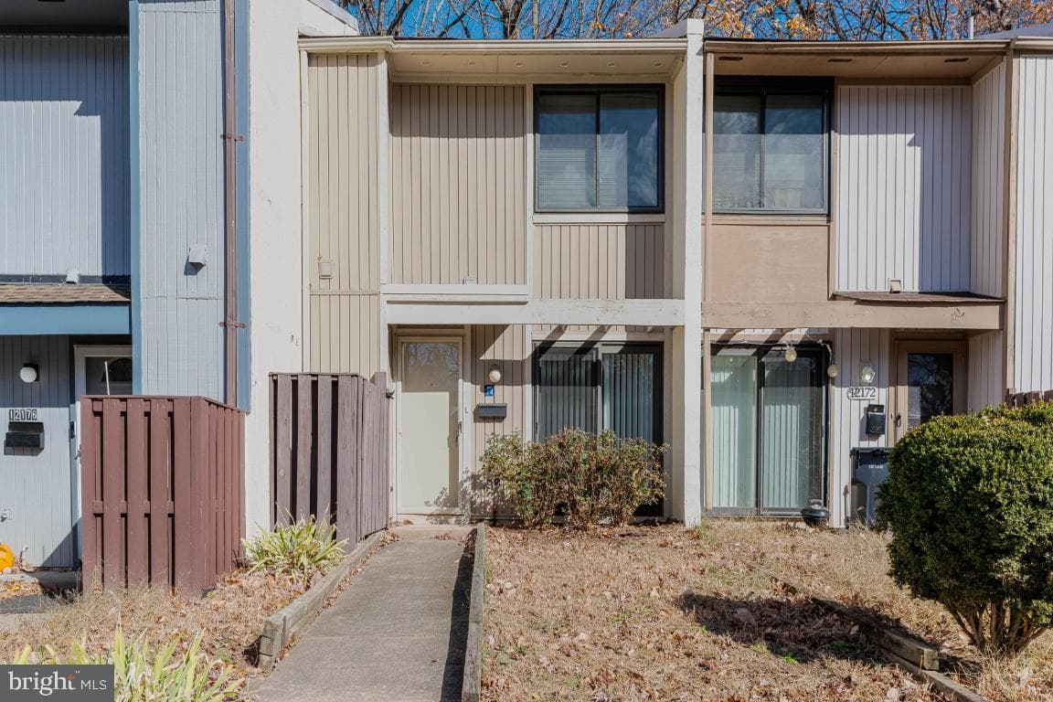 12174 Sanibel Court, Reston