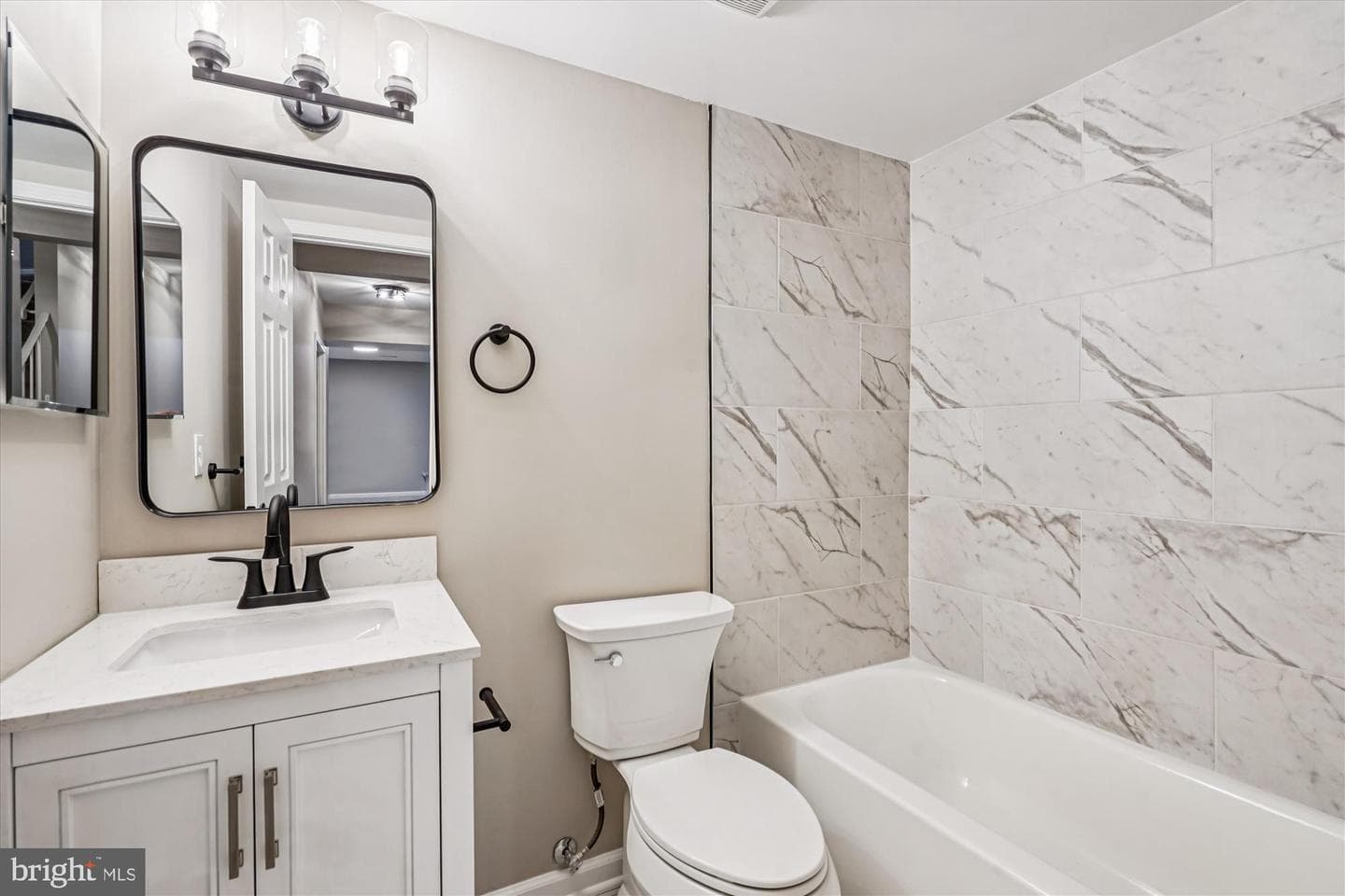 7422 Chummley Court photo 40