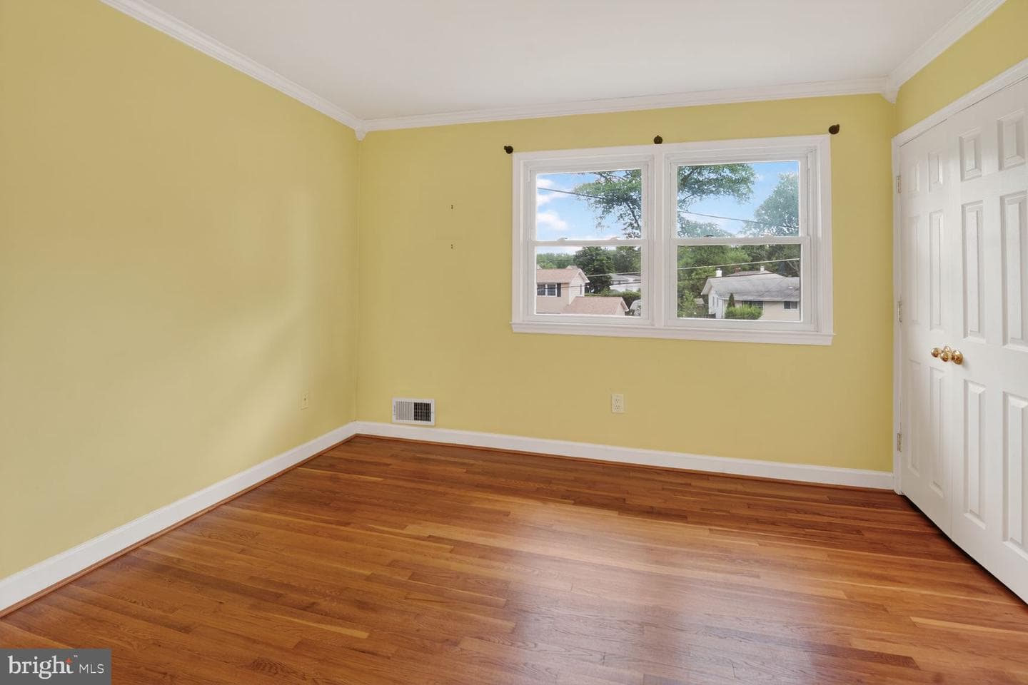 8337 Carnegie Drive photo 15