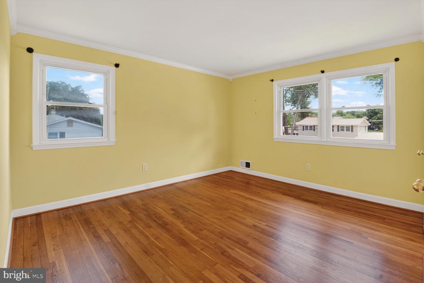 8337 Carnegie Drive photo 16
