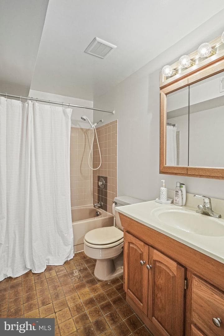 6117 Larstan Drive photo 36