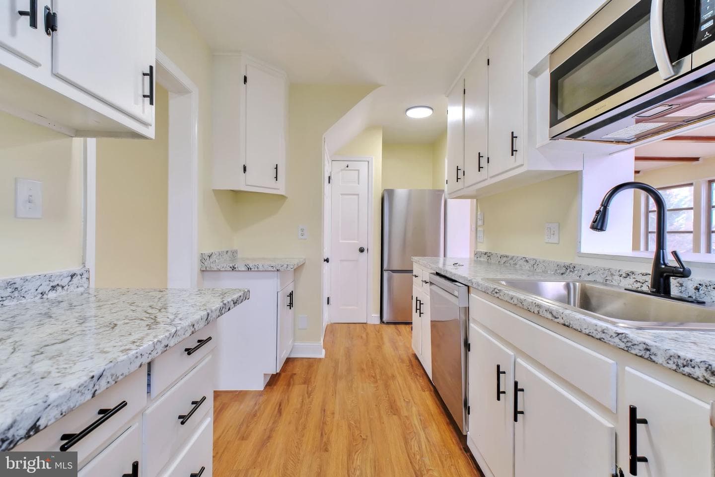 3509 Annandale Road photo 7