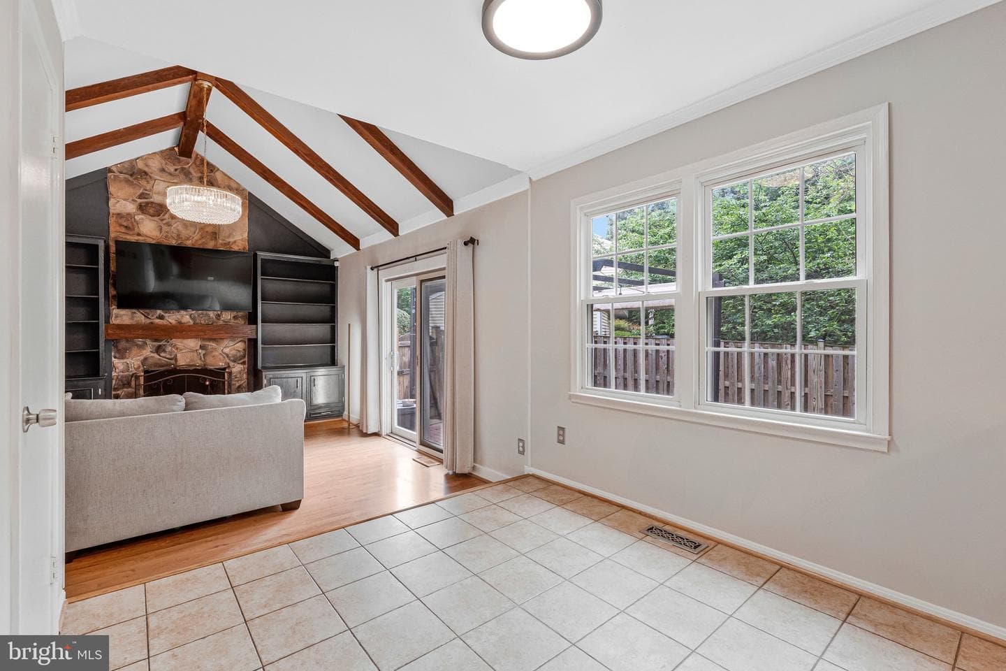 1603 Hiddenbrook Drive photo 11