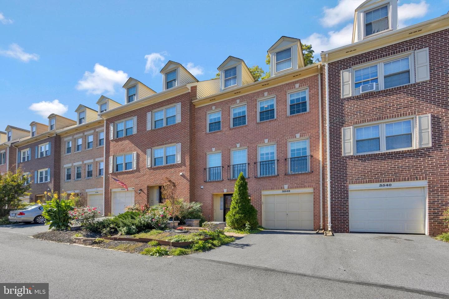 3542 S George Mason Drive #25 photo 2