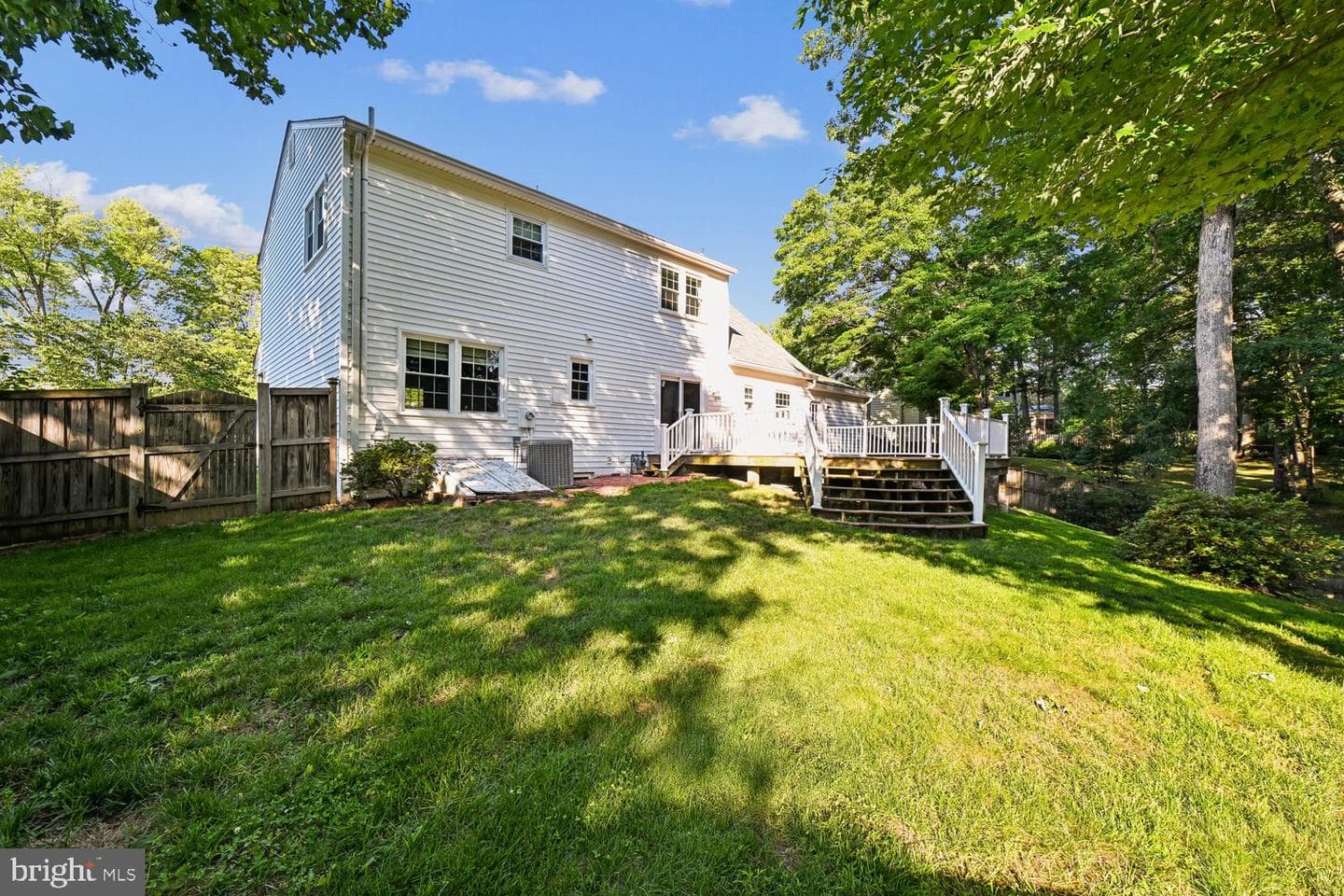 8002 Log Cabin Court photo 43