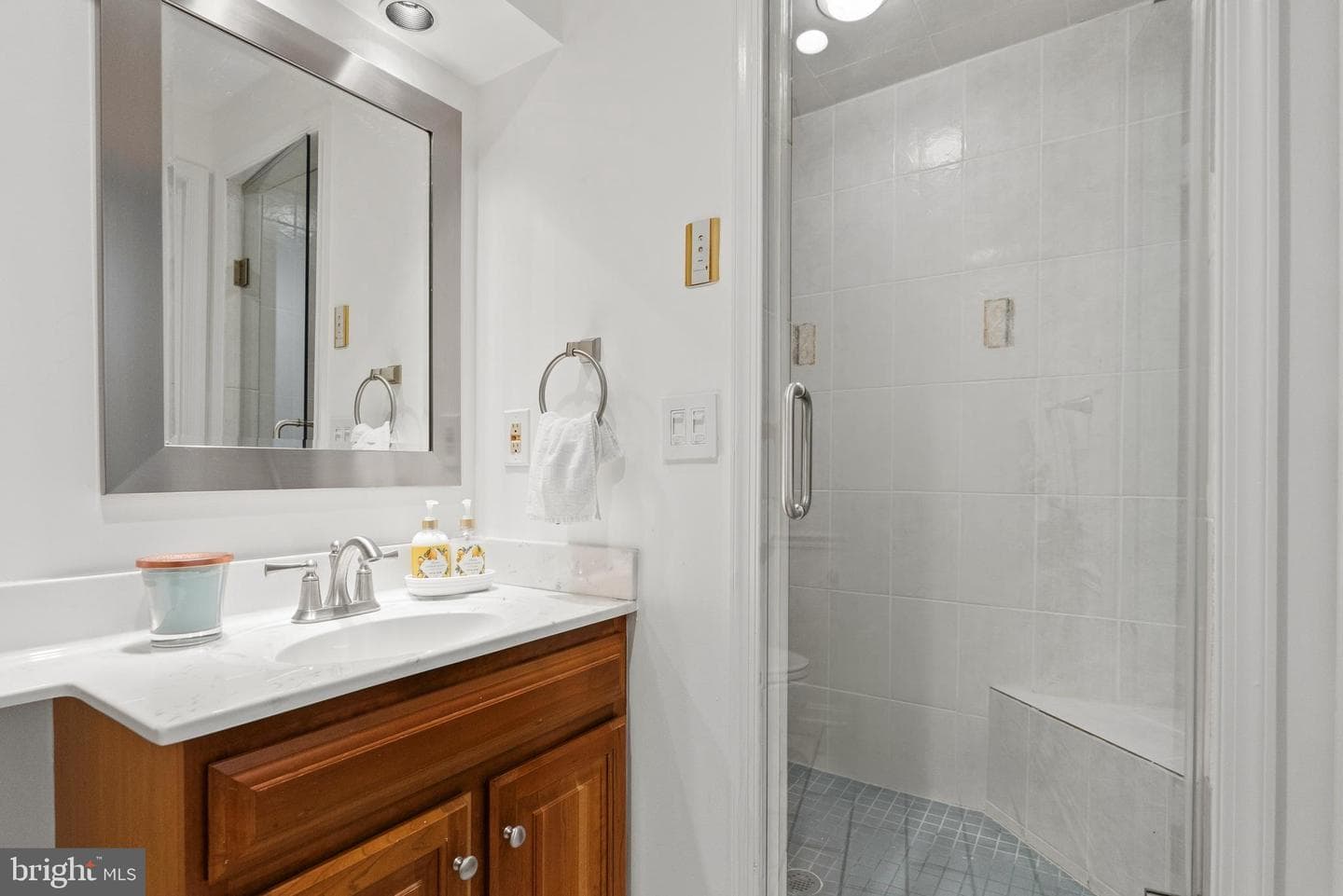 7905 Belleflower Drive photo 36