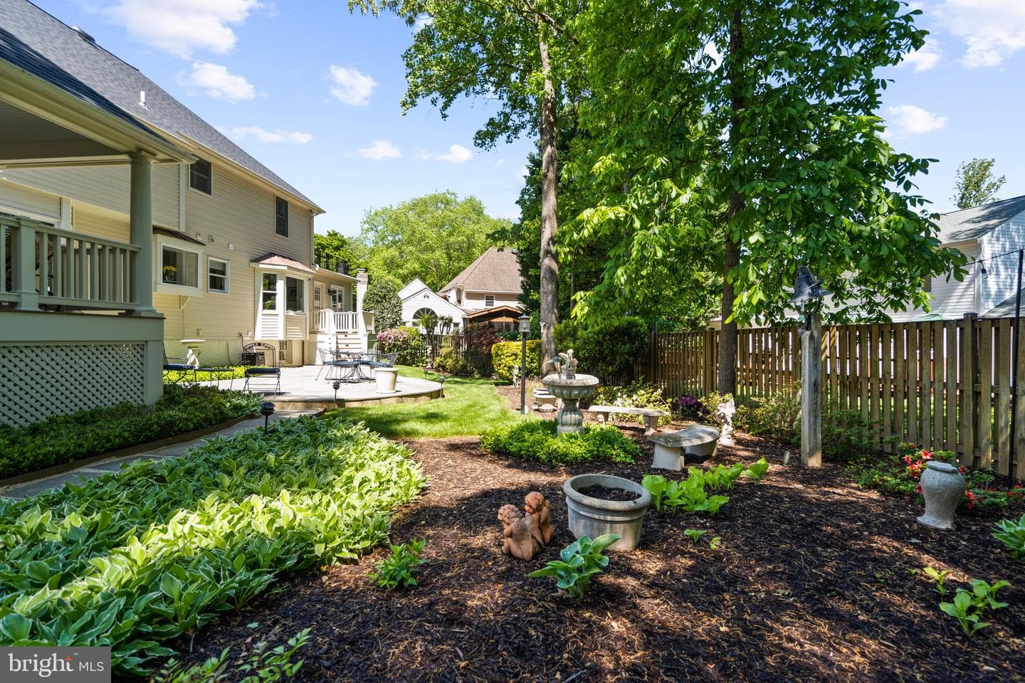 7905 Belleflower Drive photo 45