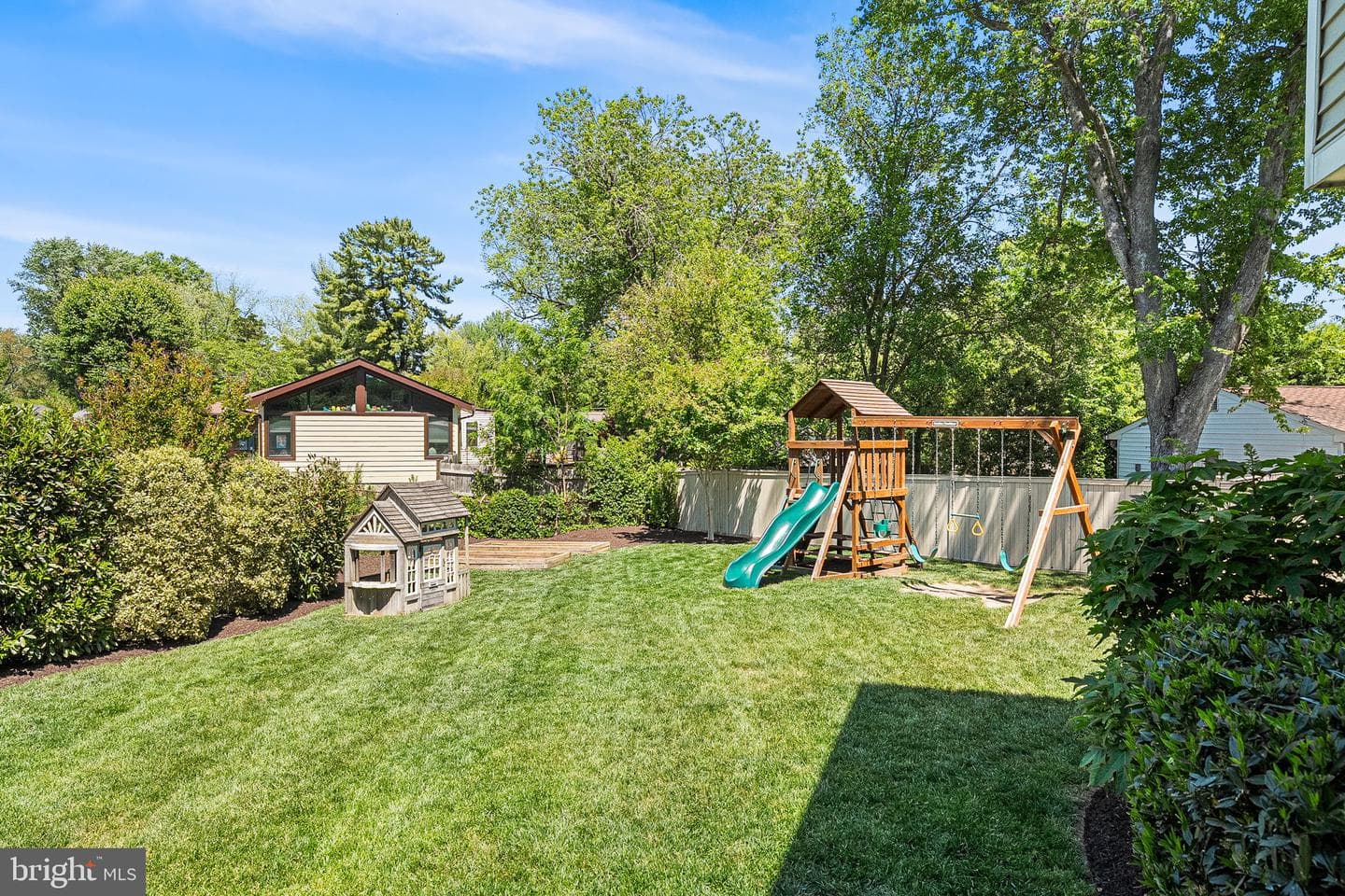2010 Clark Place photo 48