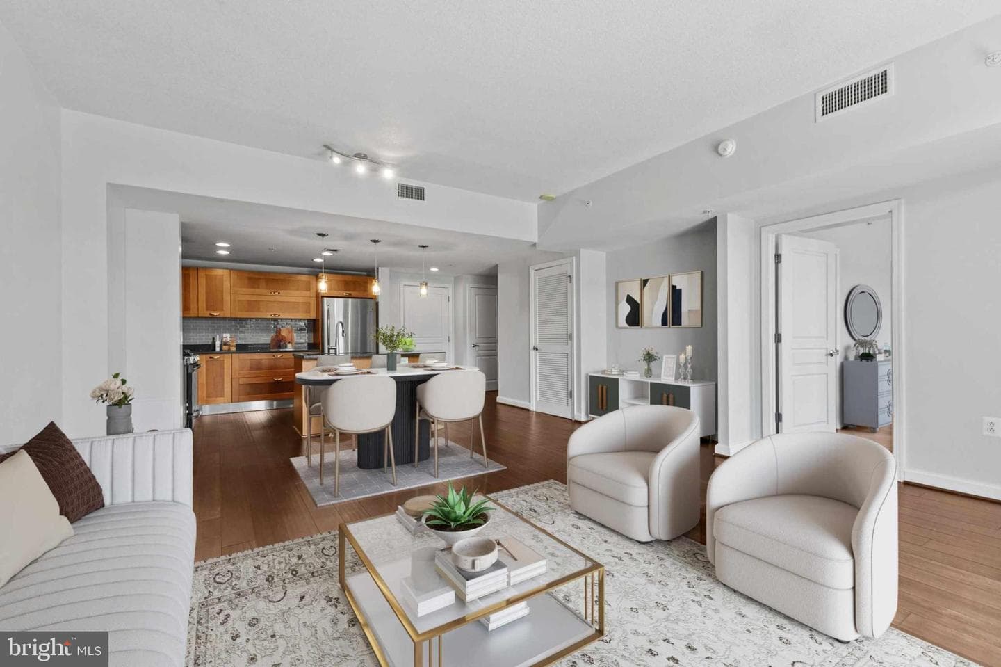2451 Midtown Avenue #616
