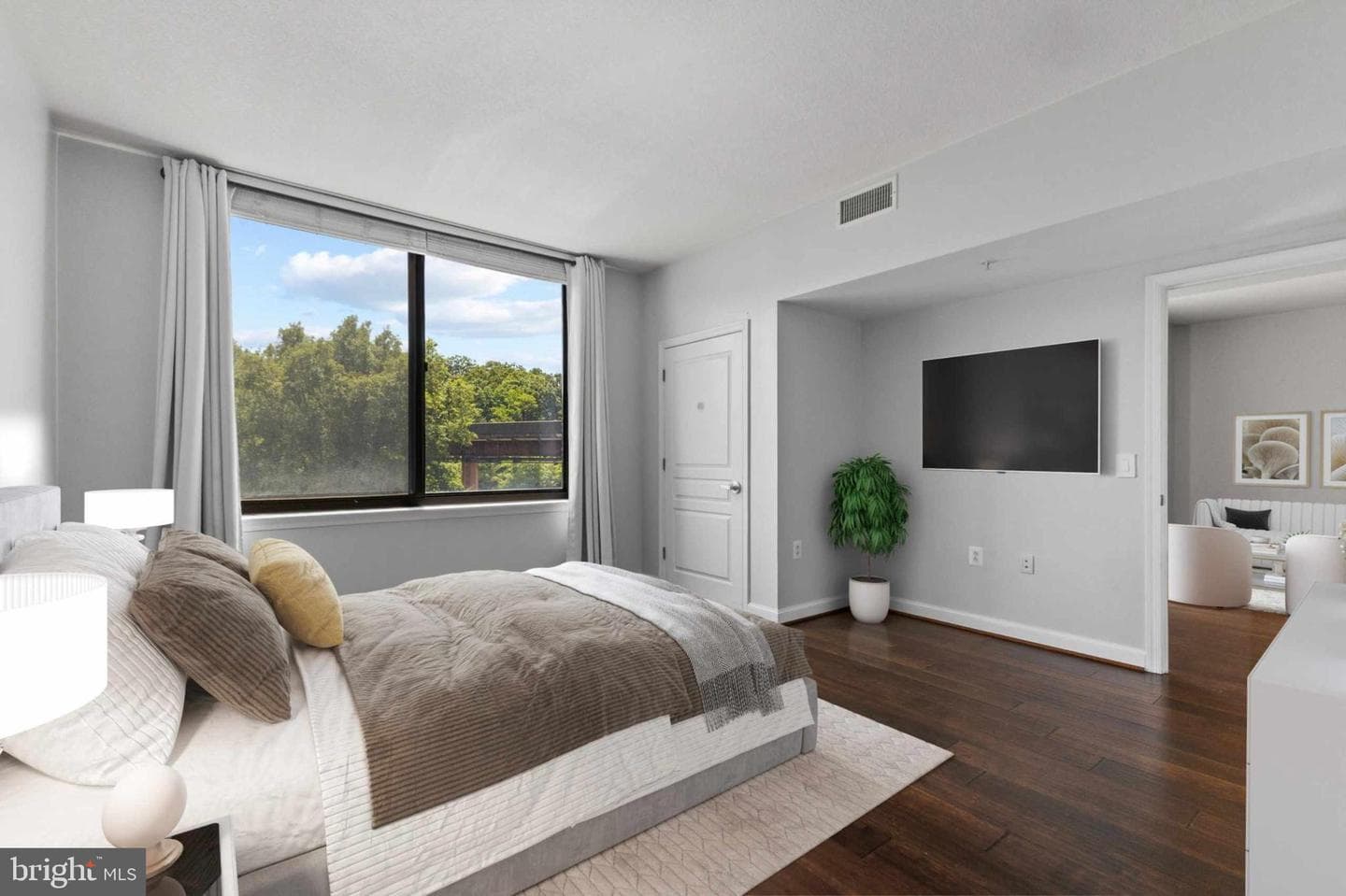 2451 Midtown Avenue #616 photo 9