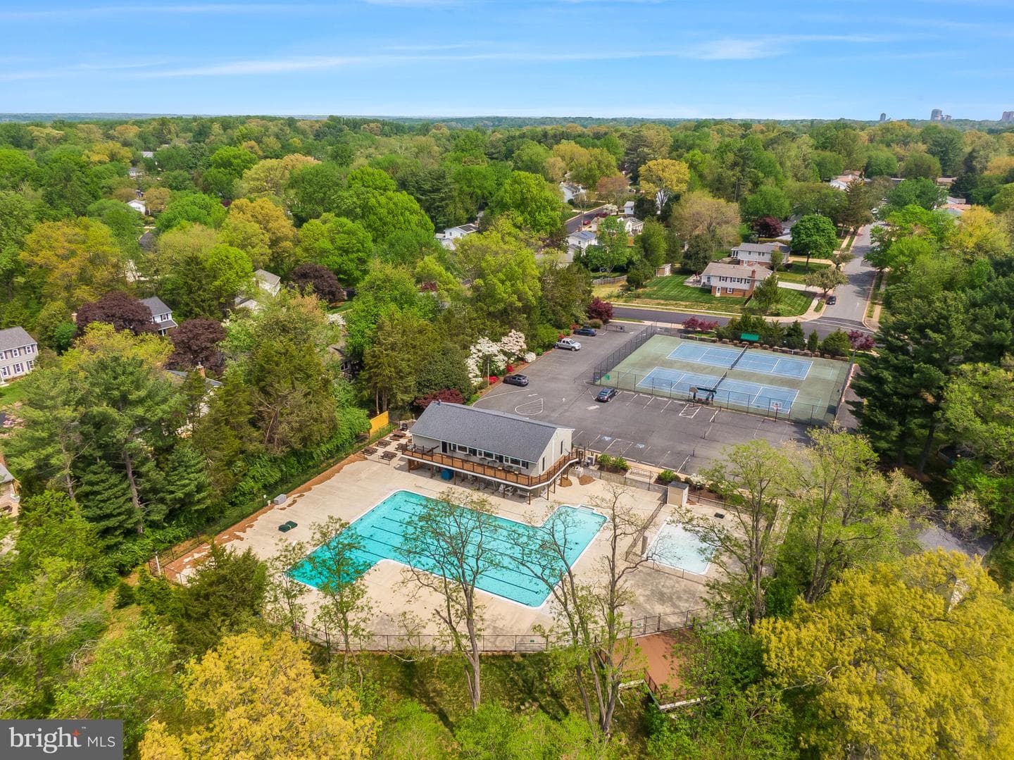 2519 E Meredith Drive photo 39
