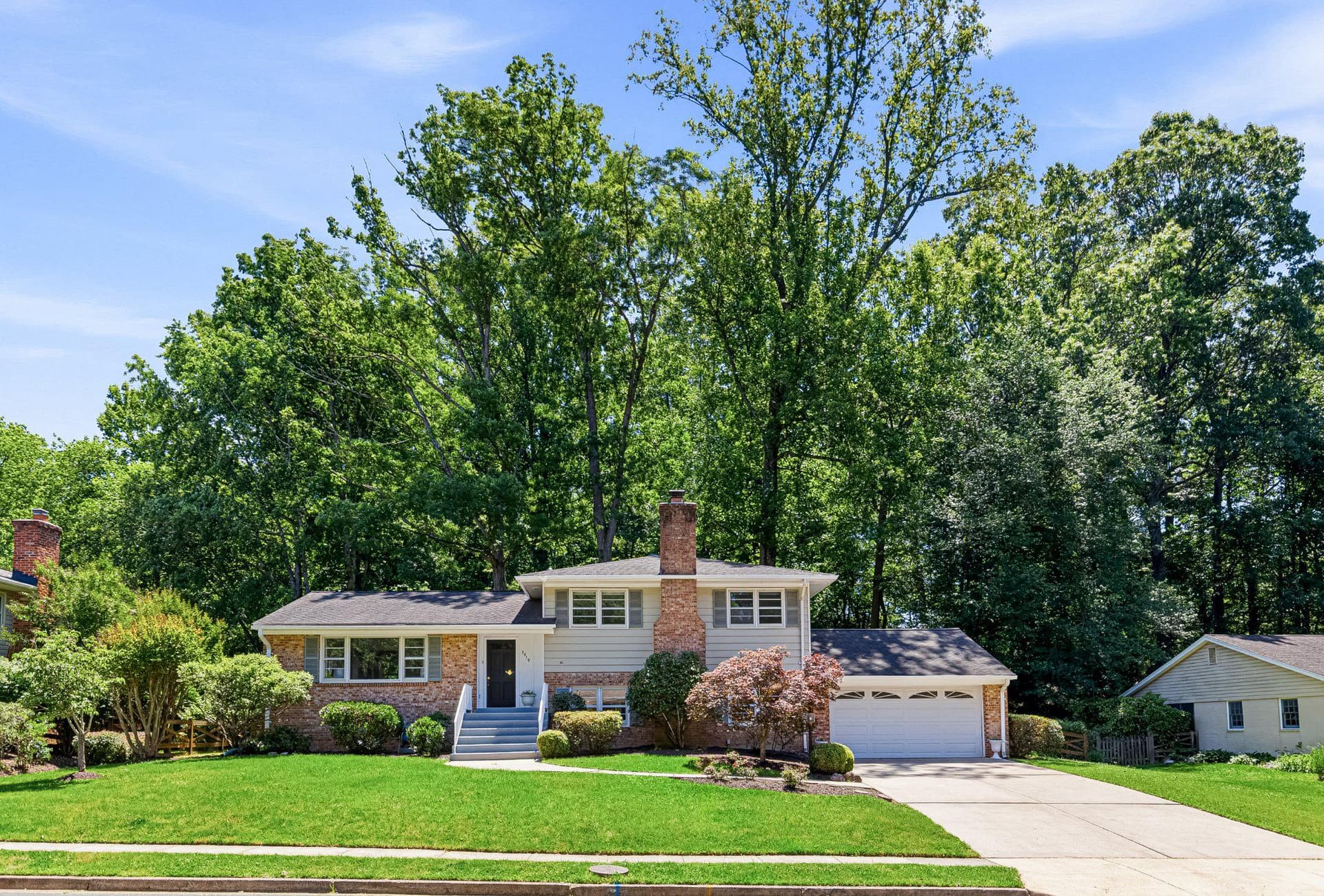 2519 E Meredith Drive photo 9