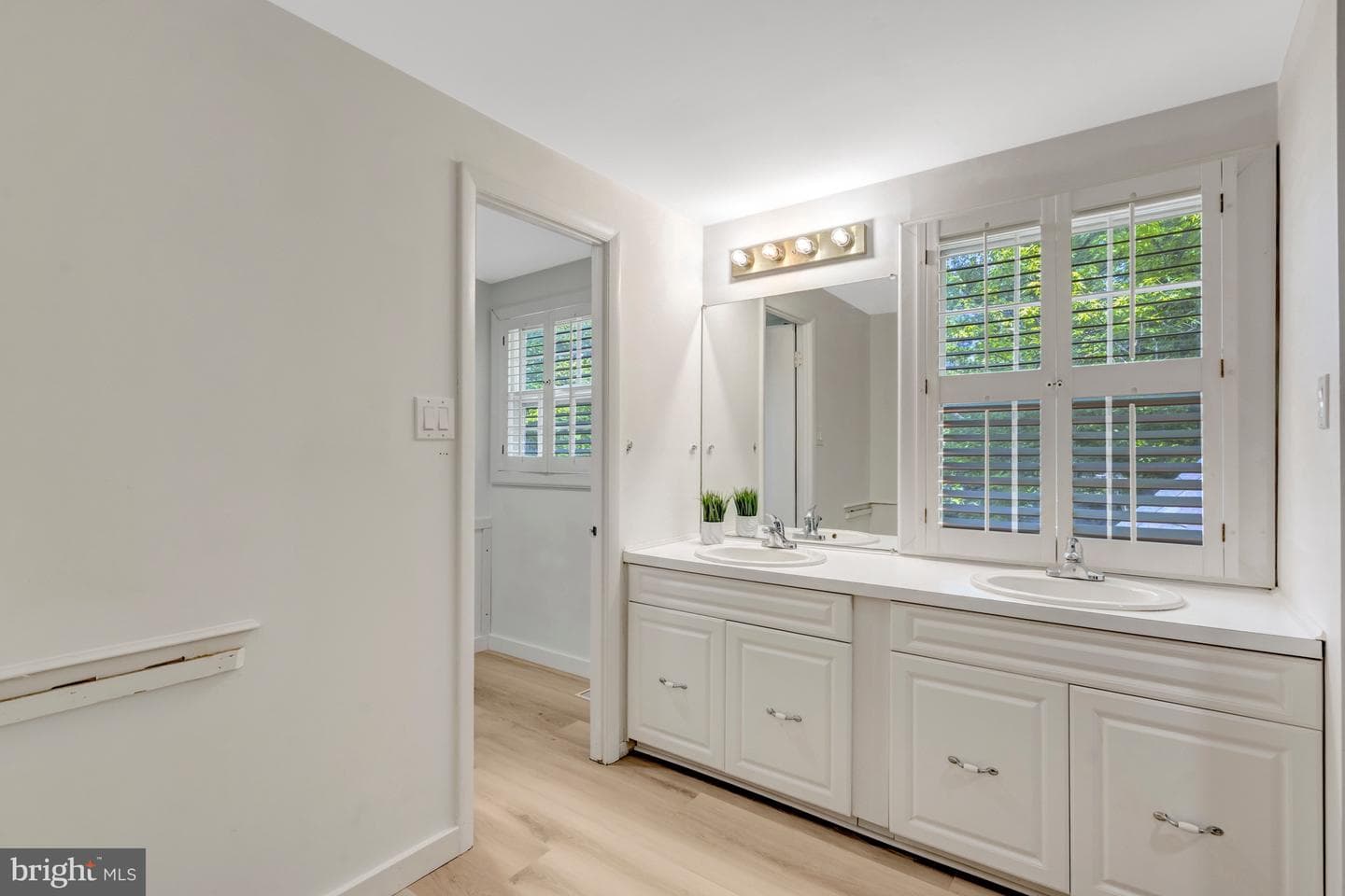 13042 Maple View Lane photo 36