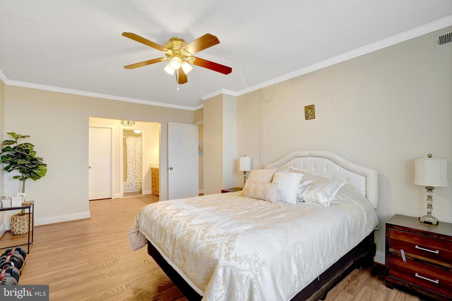 3713 S George Mason Drive #904w photo 12