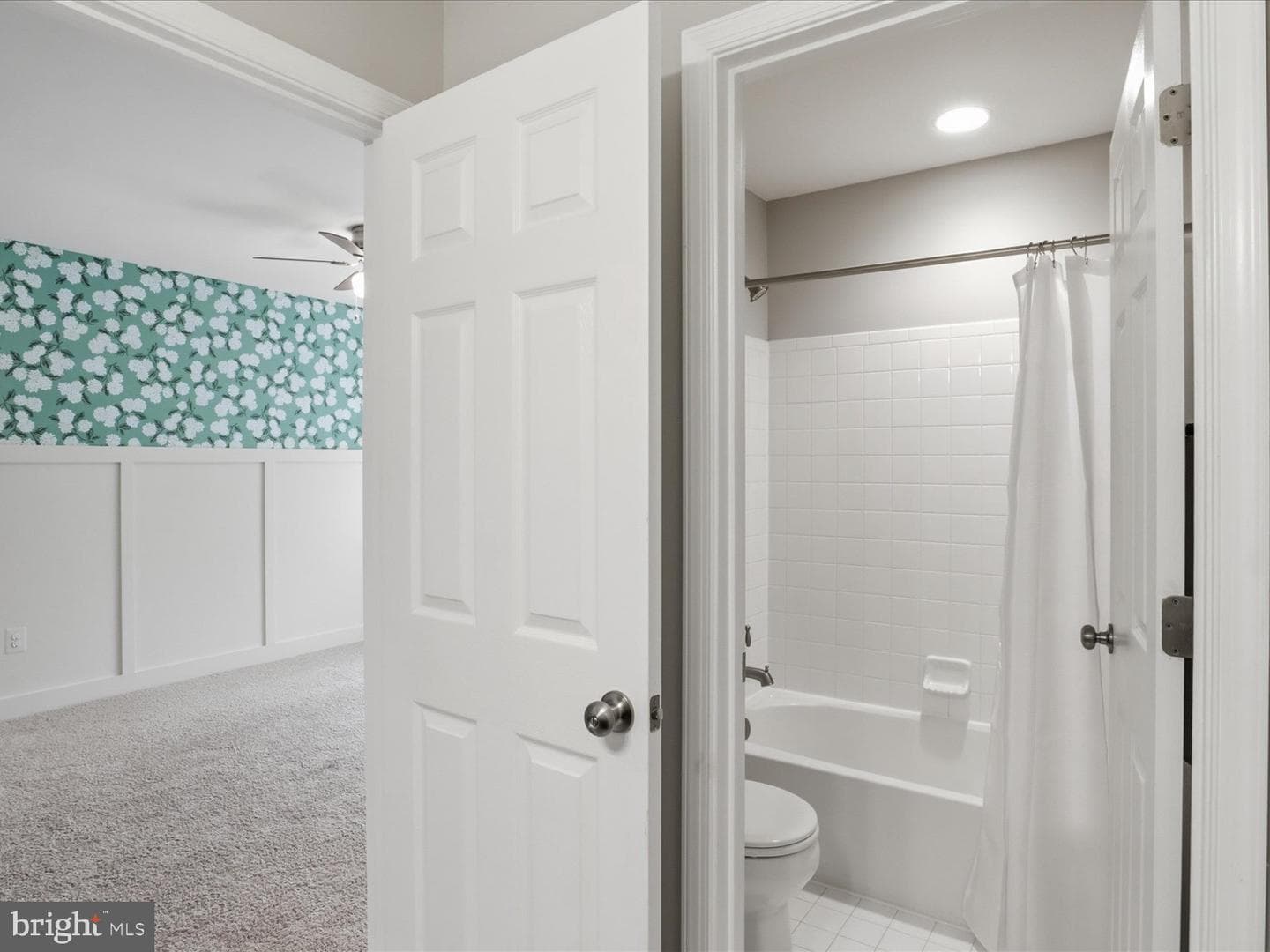 6472 Second Street photo 33