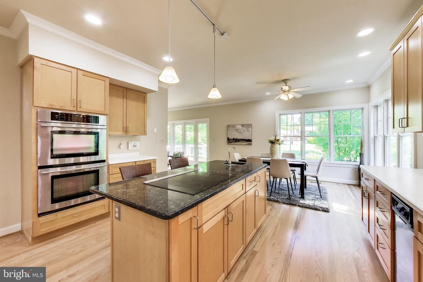 6454 Woodridge Road photo 10