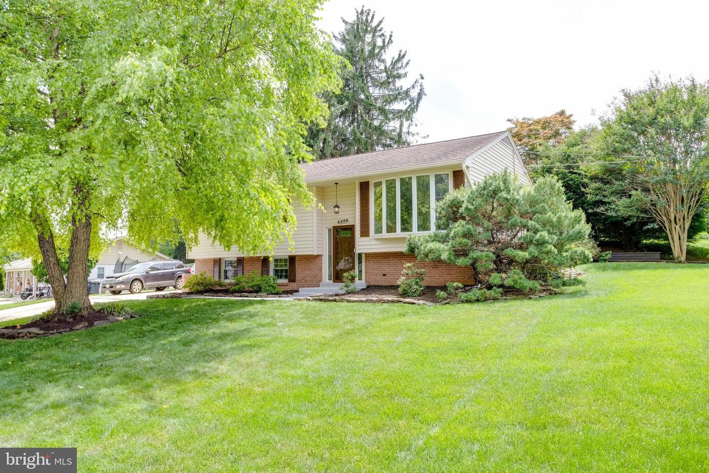 5300 Queensberry Avenue photo 44