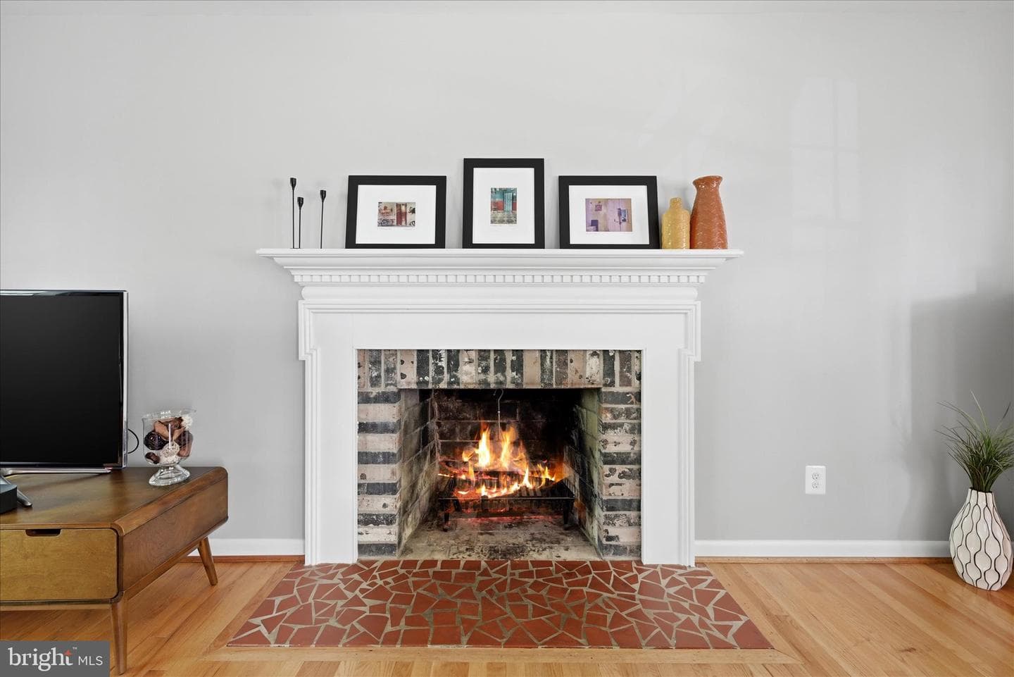 312 Broadleaf photo 13