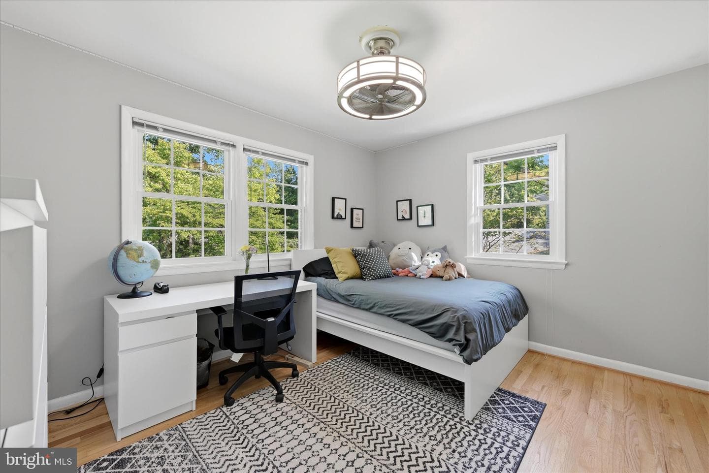 312 Broadleaf photo 25