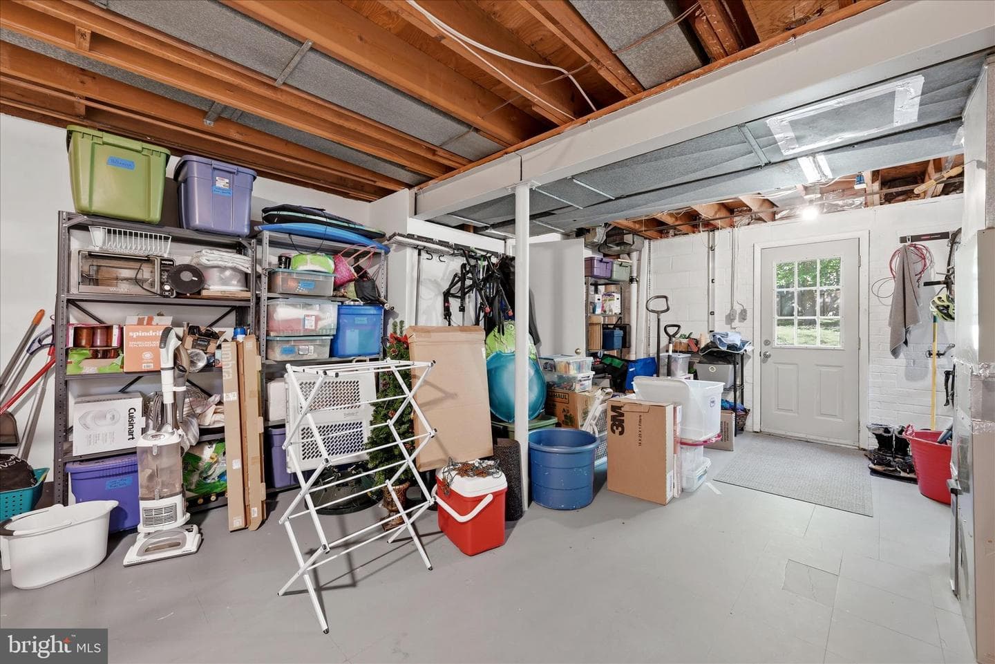 312 Broadleaf photo 36