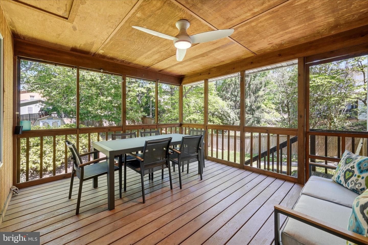 312 Broadleaf photo 37