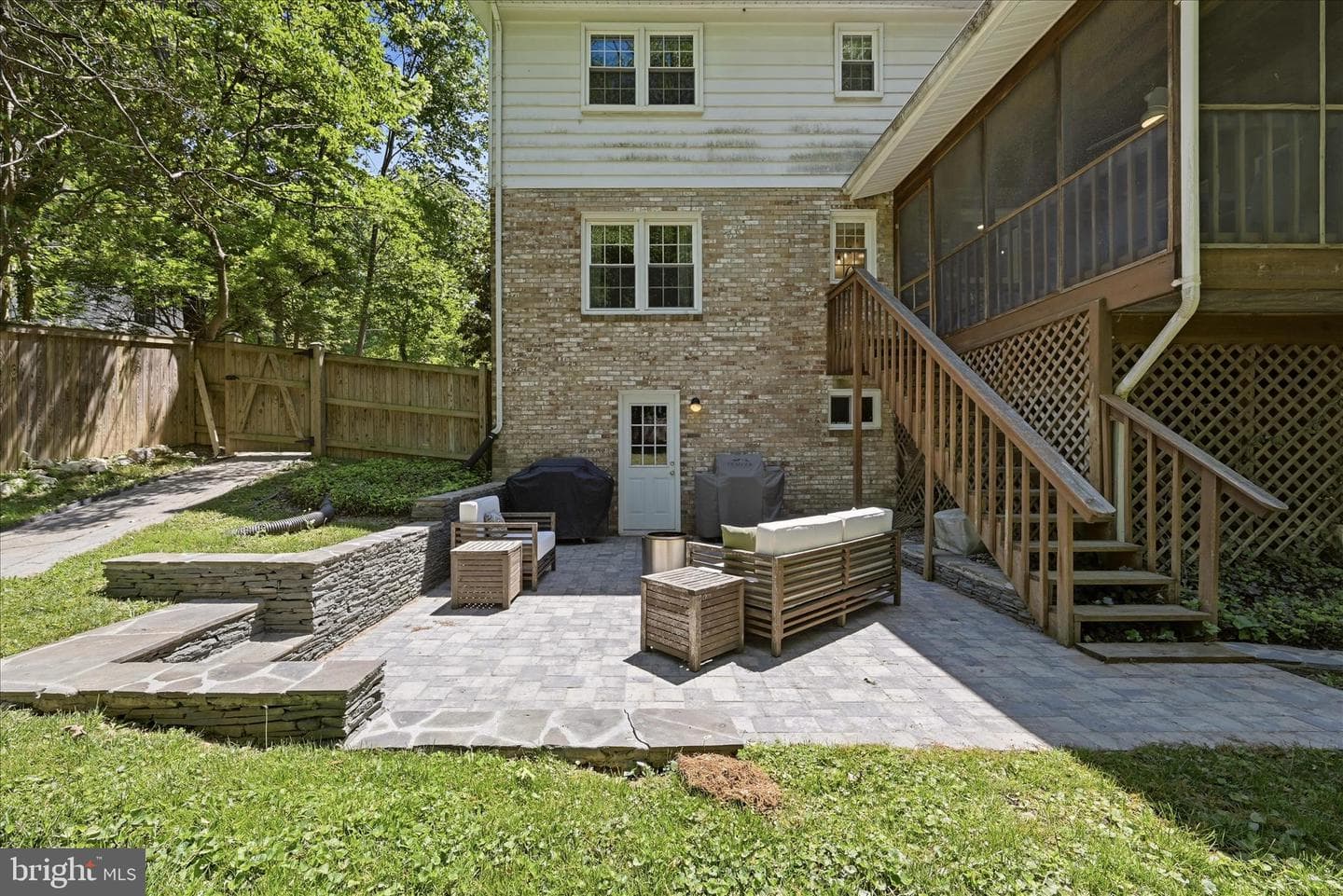 312 Broadleaf photo 42
