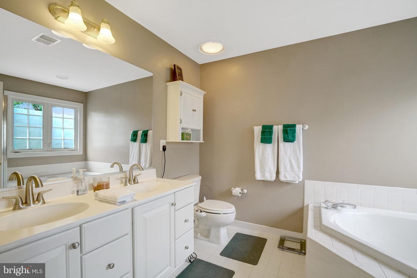 6449 Katherine Ann Lane photo 18