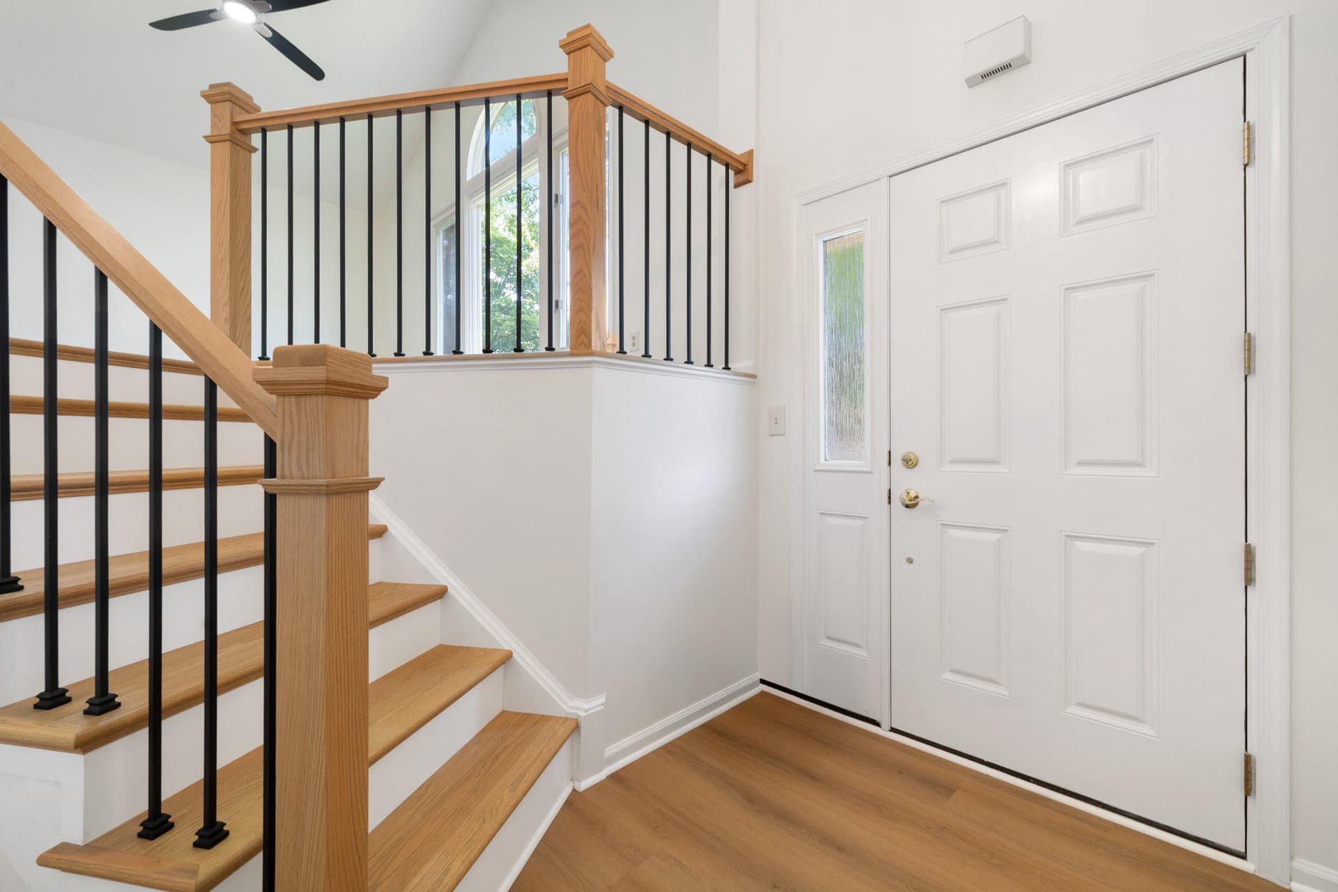 14516 Oak Cluster Drive photo 2