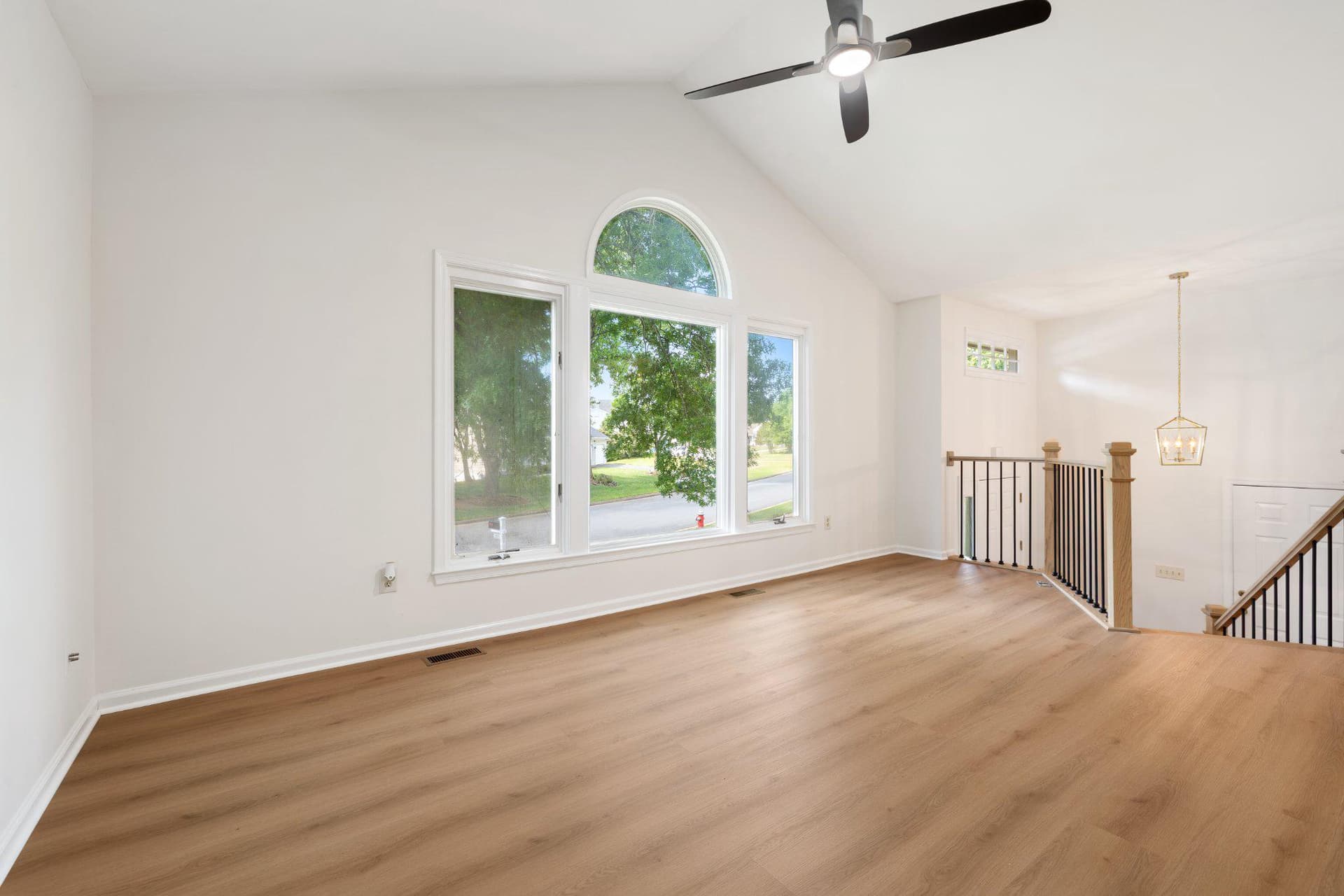 14516 Oak Cluster Drive photo 8