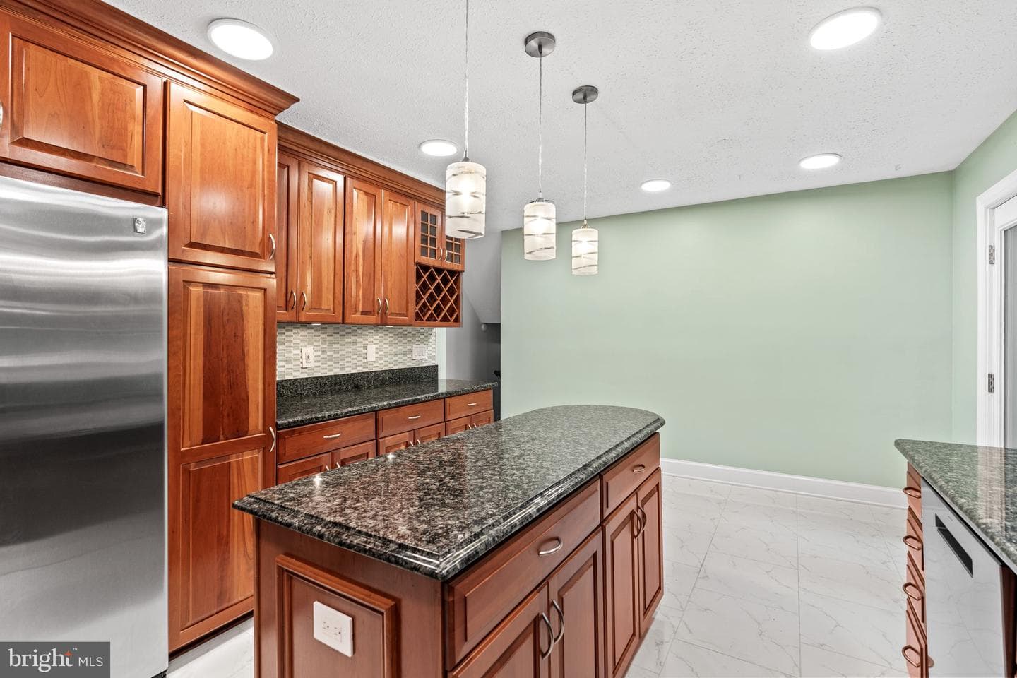 1901 Buckthorn Lane photo 21
