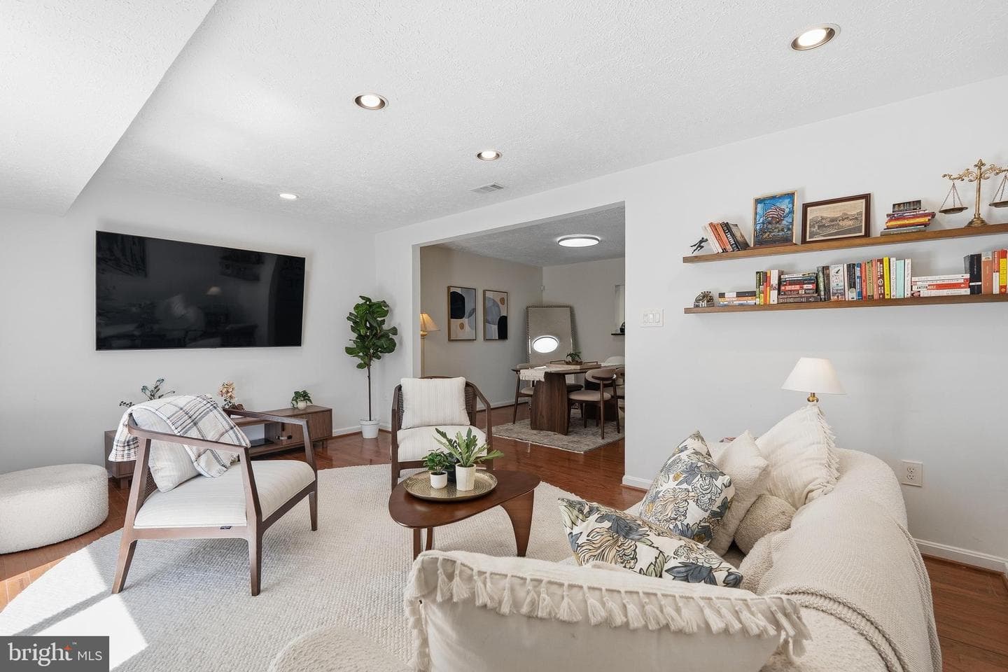 6016 Independence Way photo 6