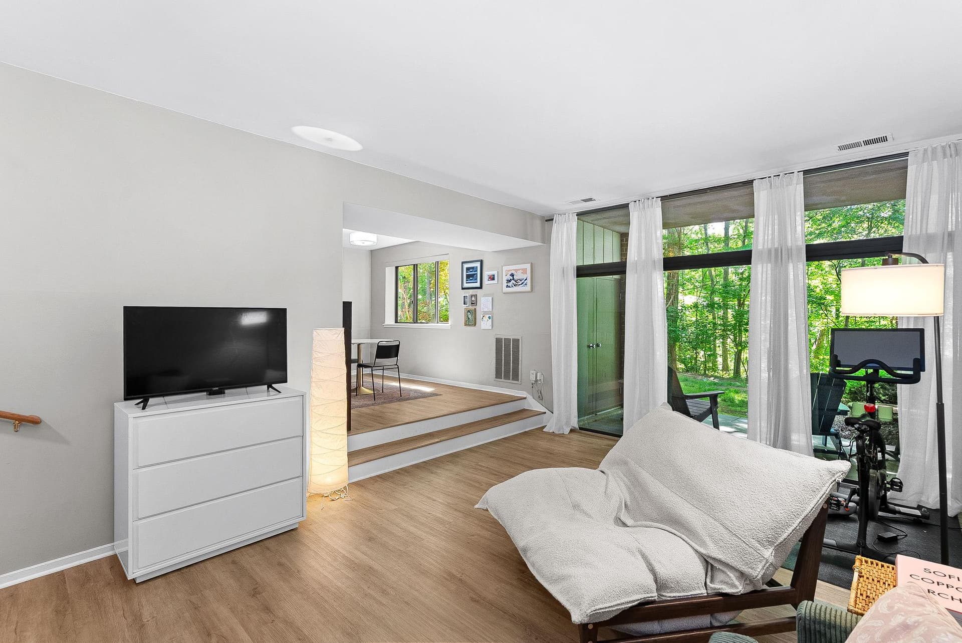 1668 Parkcrest Circle #100, Reston