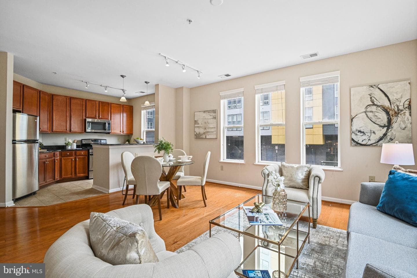 2655 Prosperity Avenue #109 photo 3