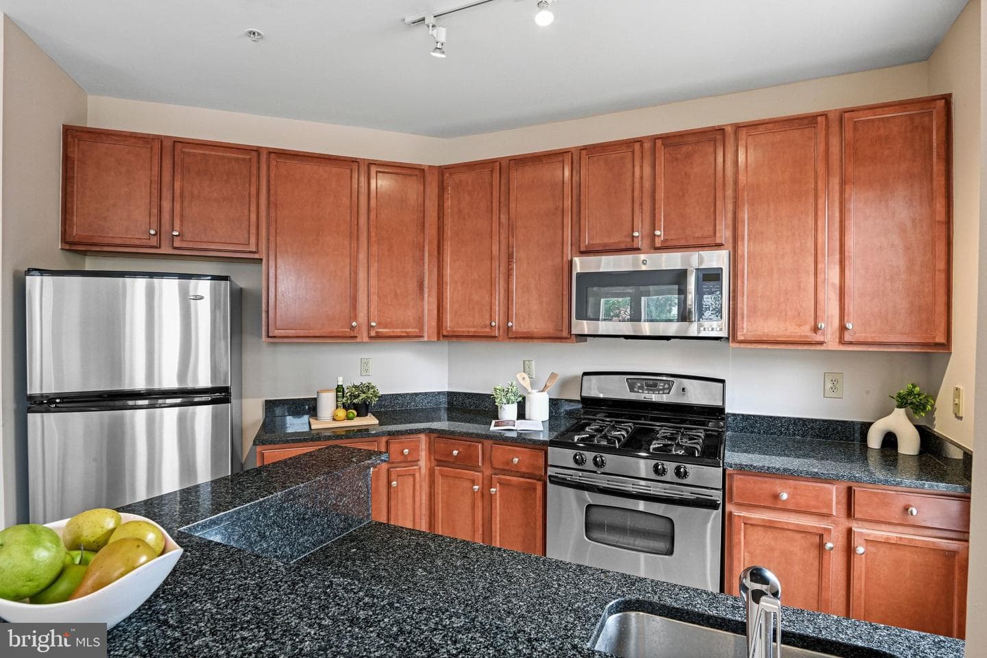 2655 Prosperity Avenue #109 photo 6