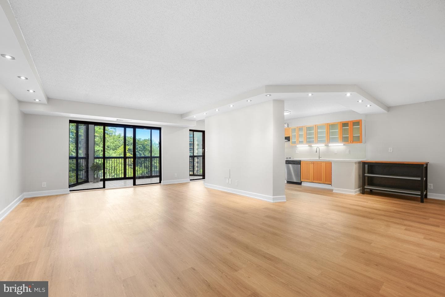 5904 Mount Eagle Drive #601, Alexandria