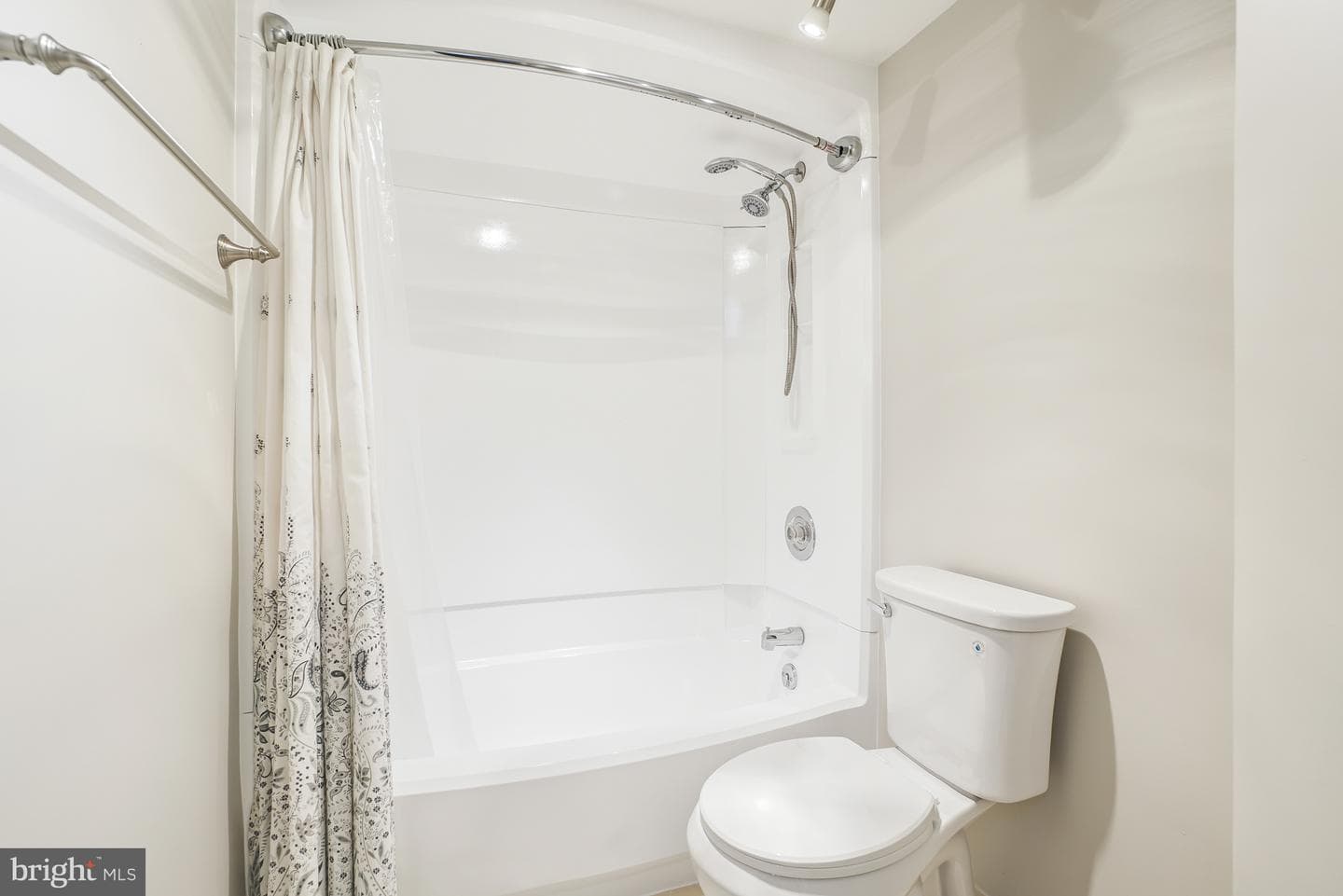 5904 Mount Eagle Drive #601 photo 20