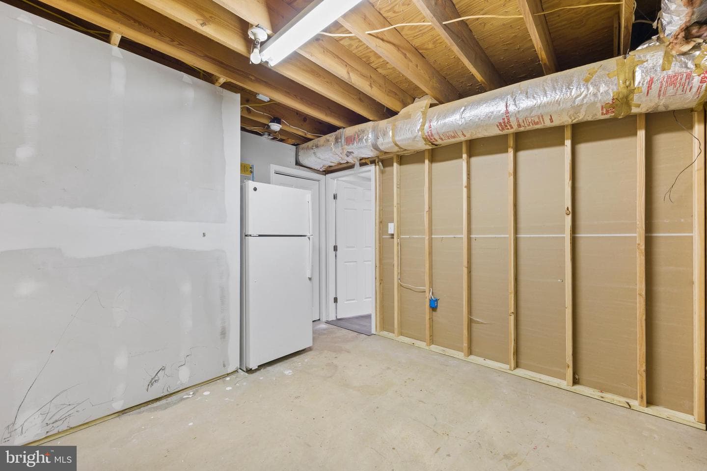 5610 Shade Tree Lane photo 48