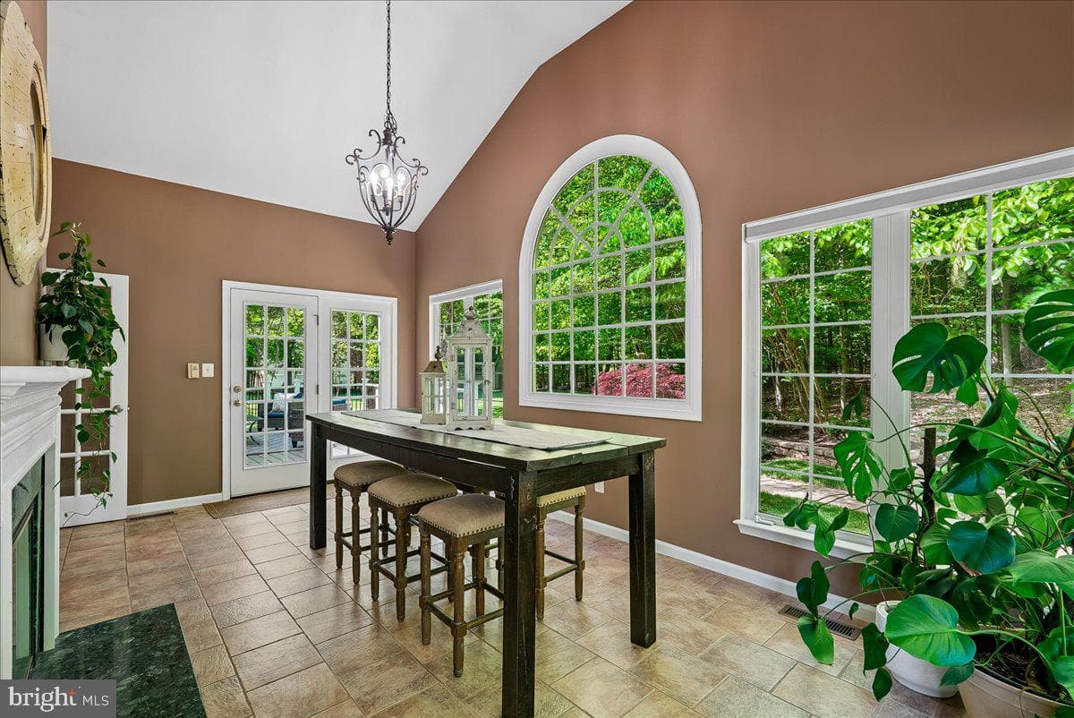 13908 Balmoral Terrace photo 23