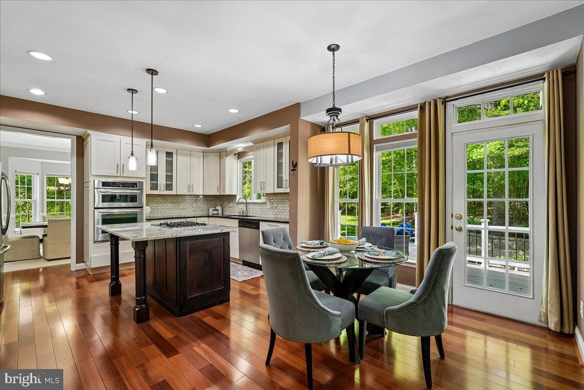 13908 Balmoral Terrace photo 24