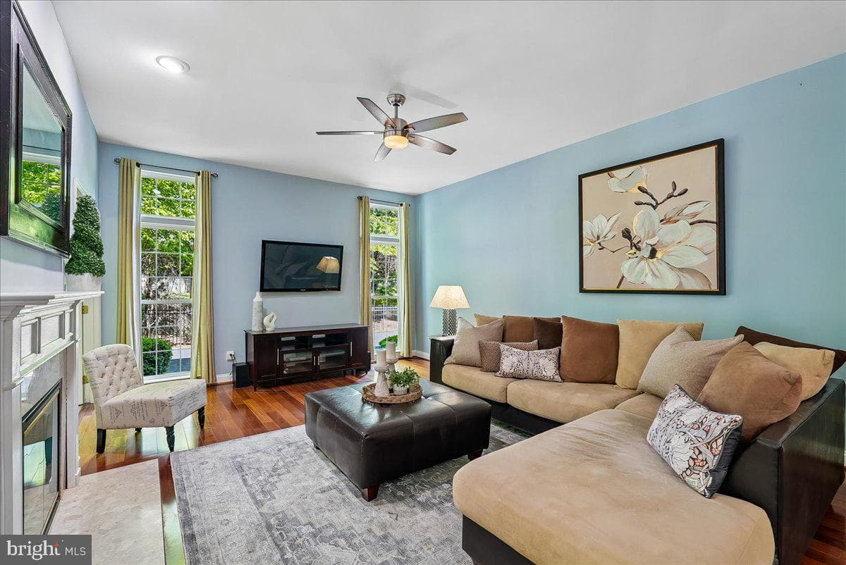 13908 Balmoral Terrace photo 28