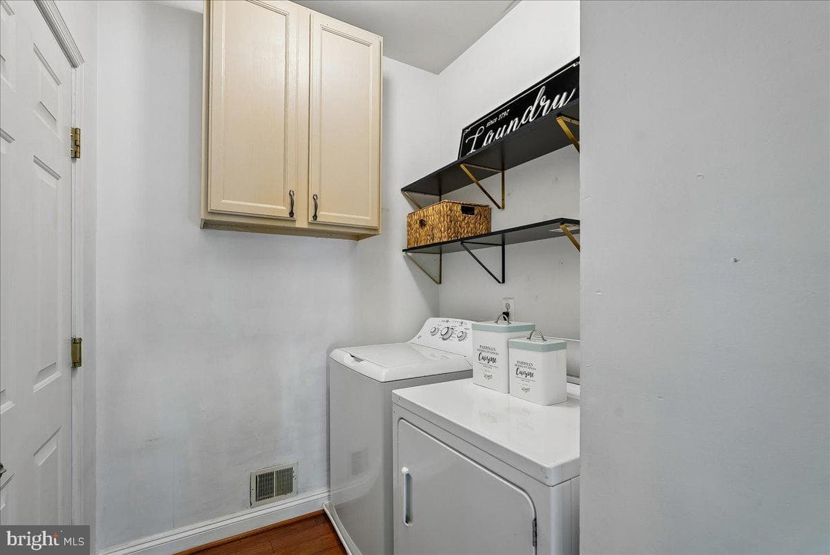 13908 Balmoral Terrace photo 31