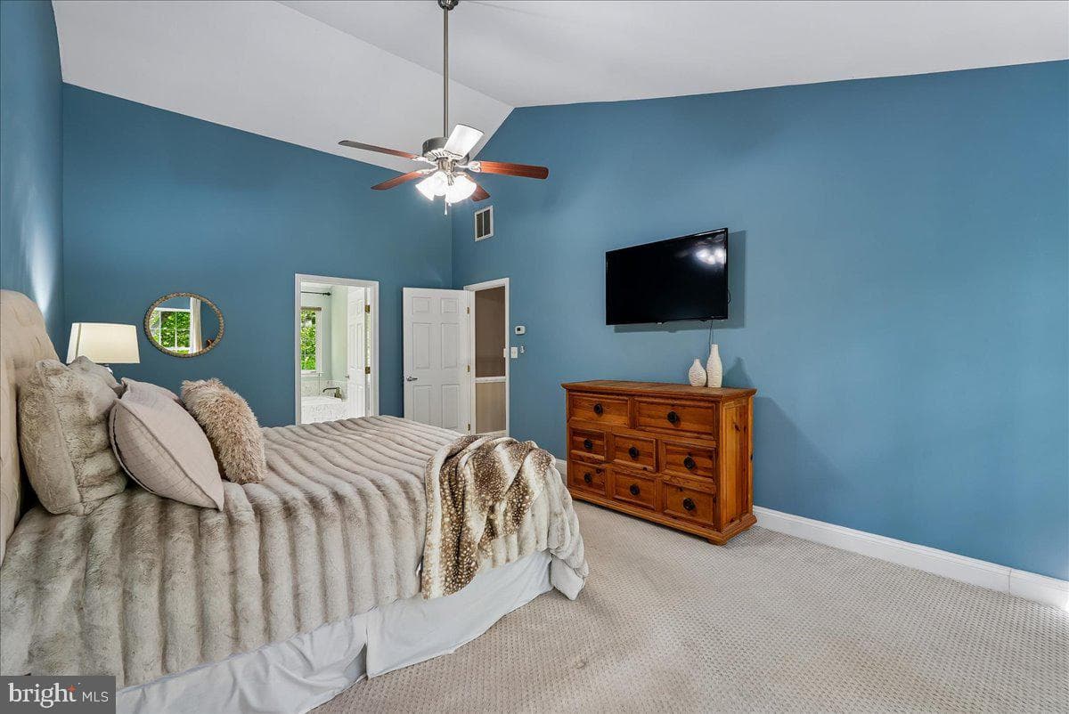 13908 Balmoral Terrace photo 35