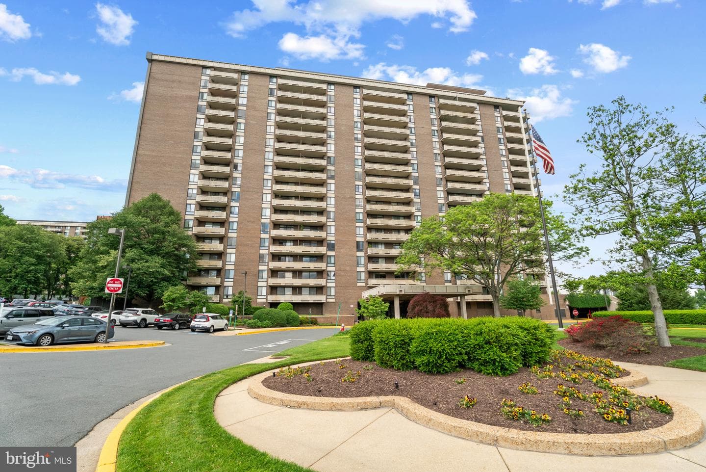 1800 Old Meadow Road #903, Mclean