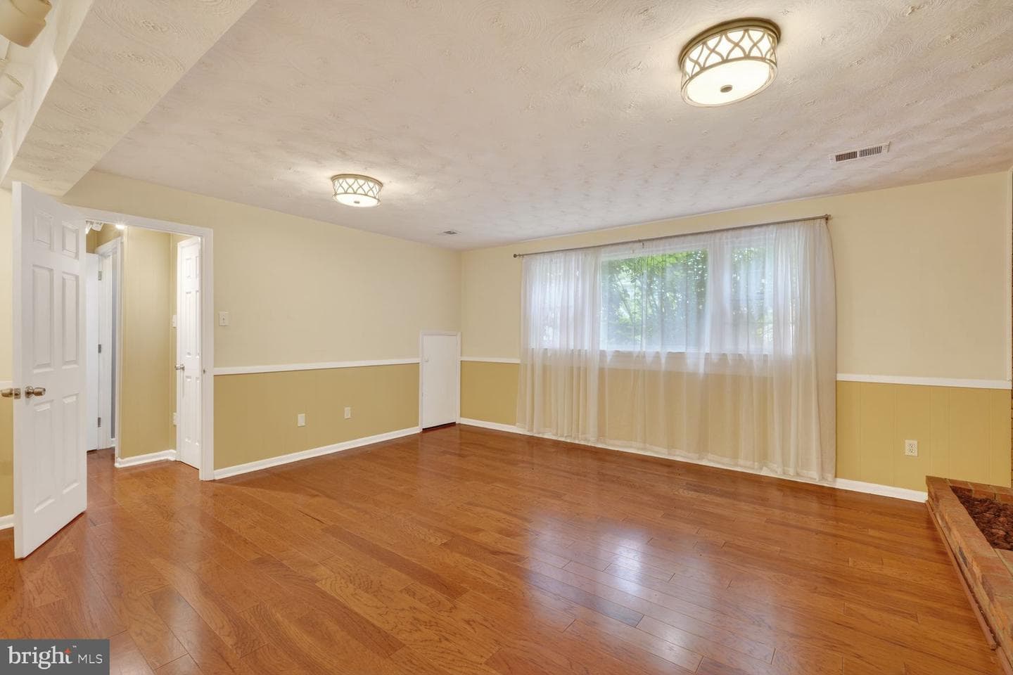 6505 Orland Street photo 35