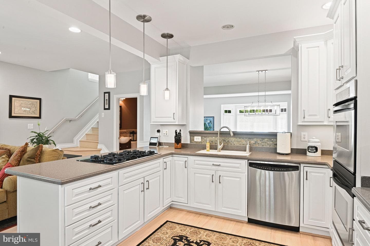 2966 Lismore Lane photo 8