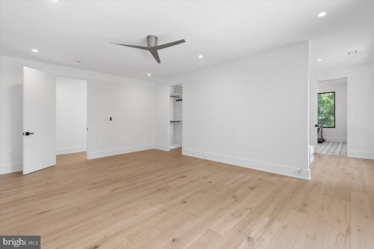 1002 Avery Court SW photo 51