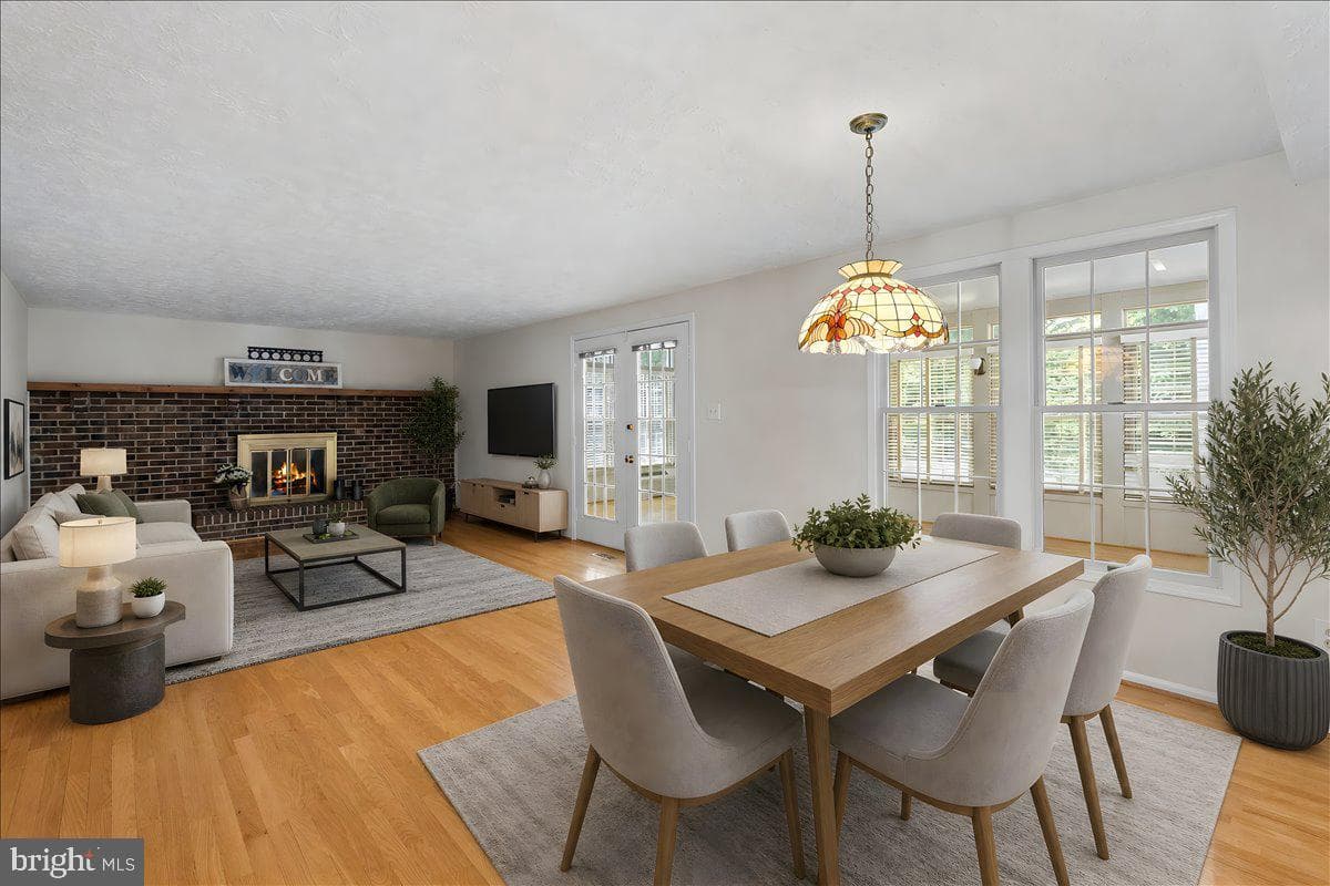7805 Roundabout Way photo 9