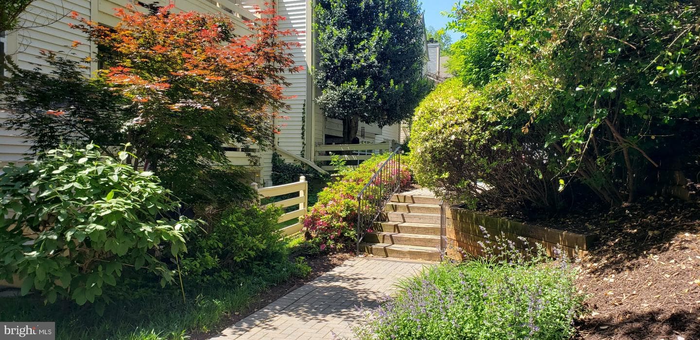 2237 Lovedale Lane #g photo 43