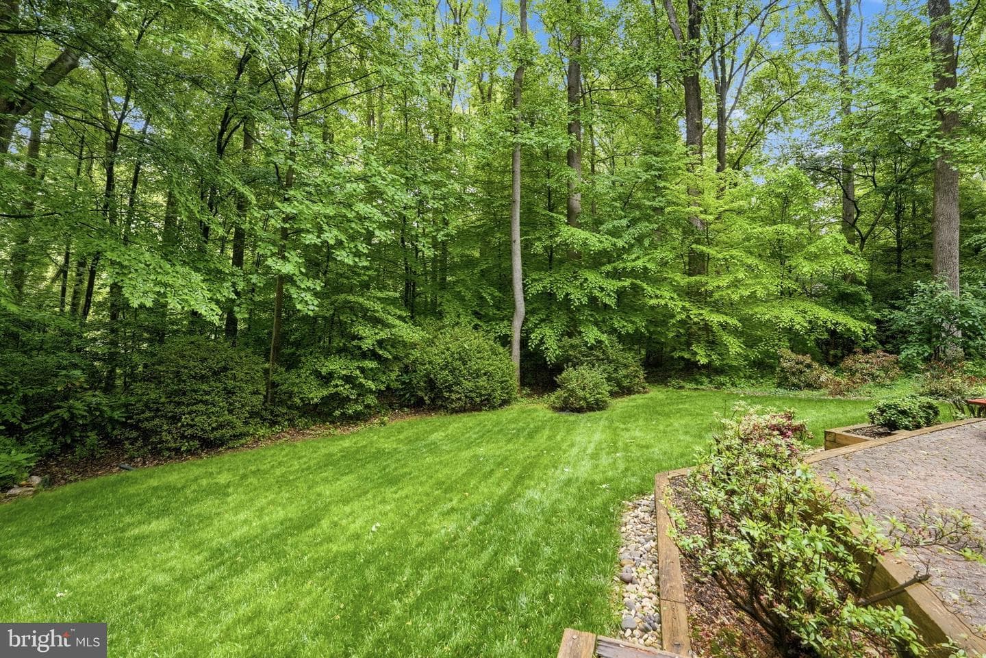 8605 Cherry Drive photo 11